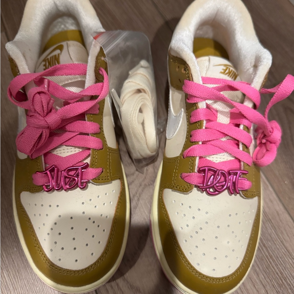 Nike Women’s Dunks pink and Brown  Sneakers with Pink Accents